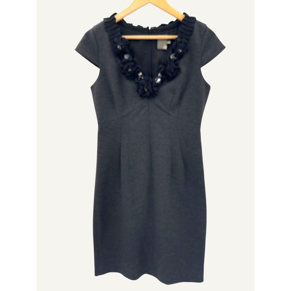 Taylor Size 6 Charcoal Gray 3D Floral Jeweled Neckline Sheath Dress